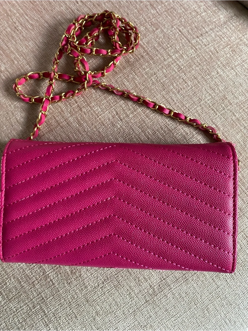 QUILTED CHAIN SHOULDER BAG